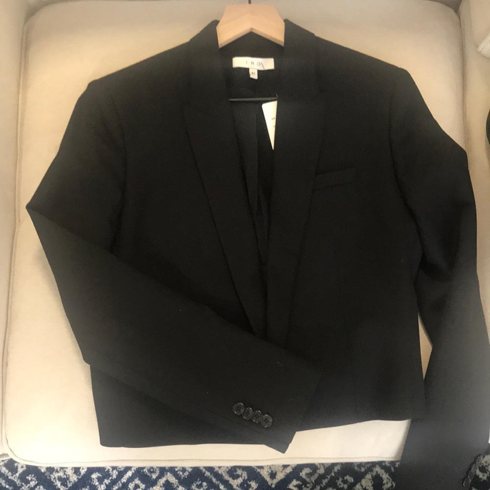 Iro cropped black blazer 42